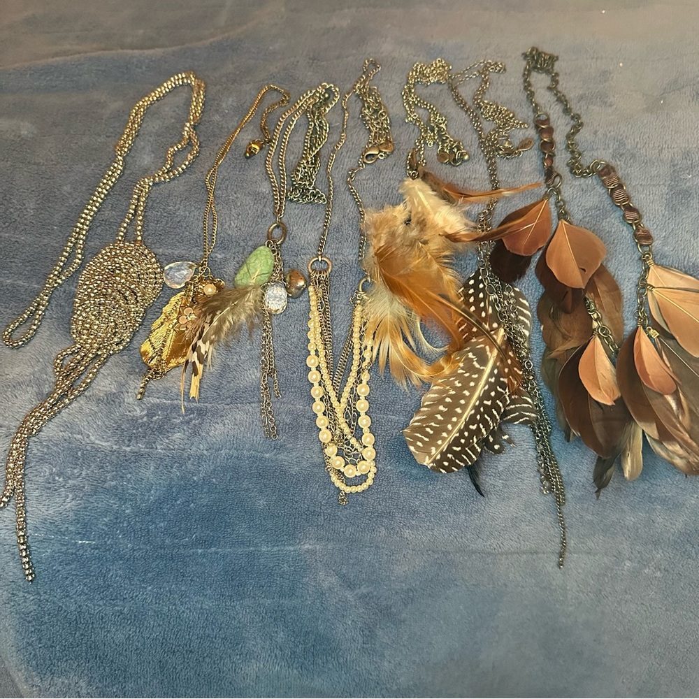 7pc Natural Feather Pearl Accent Necklace Lot Bundle